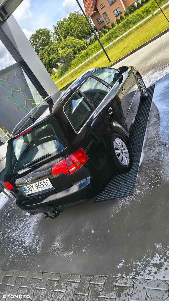 Audi A4 Avant - 4