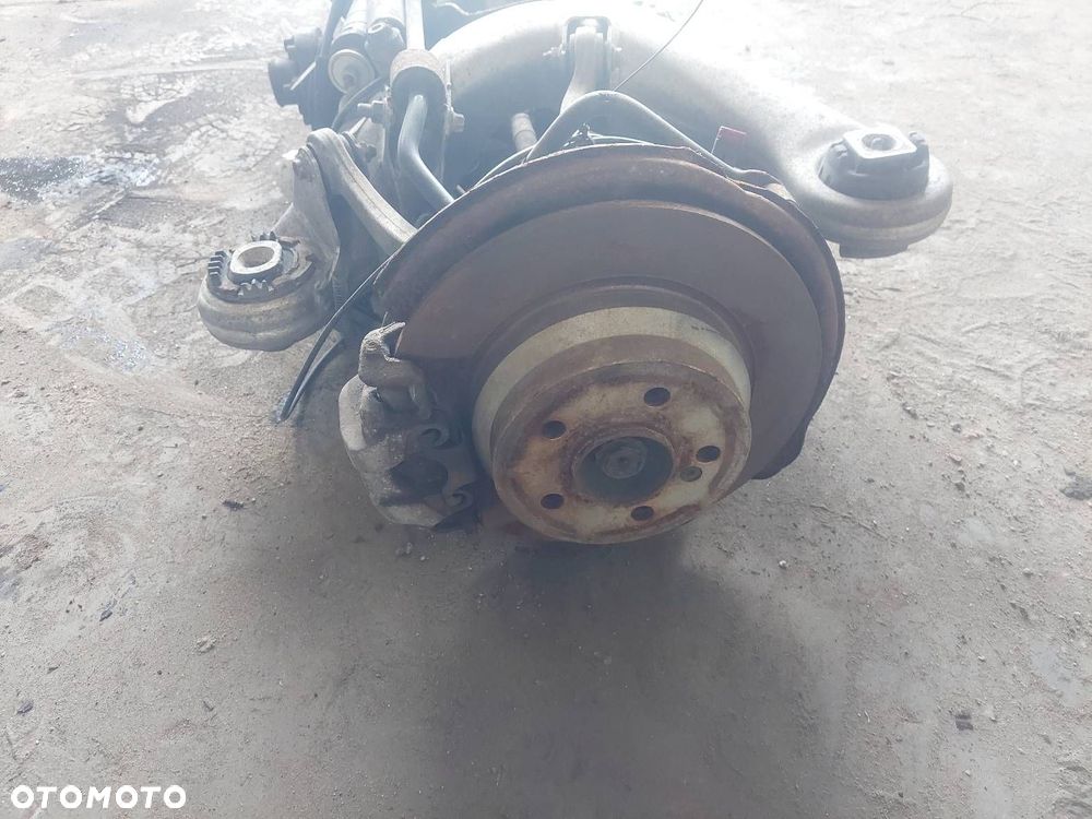 KOMPLETNE ZAWIESZENIE BELKA SANKI TYŁ + DYFER MERCEDES W211 2.2 CDI 2.87 - 3