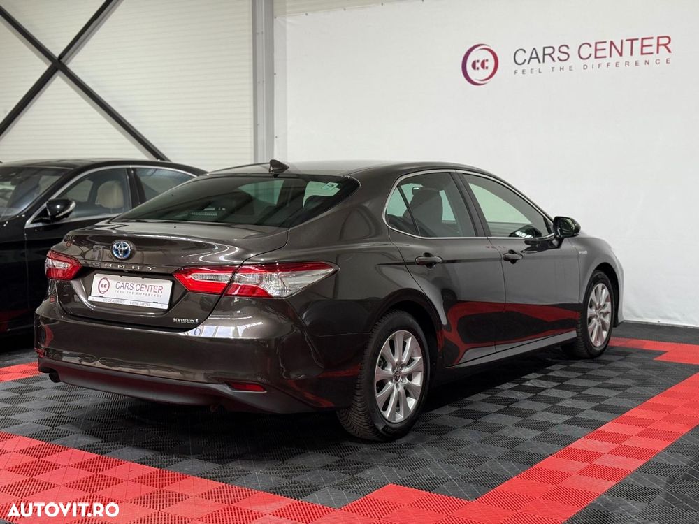 Toyota Camry Business Edition - 5