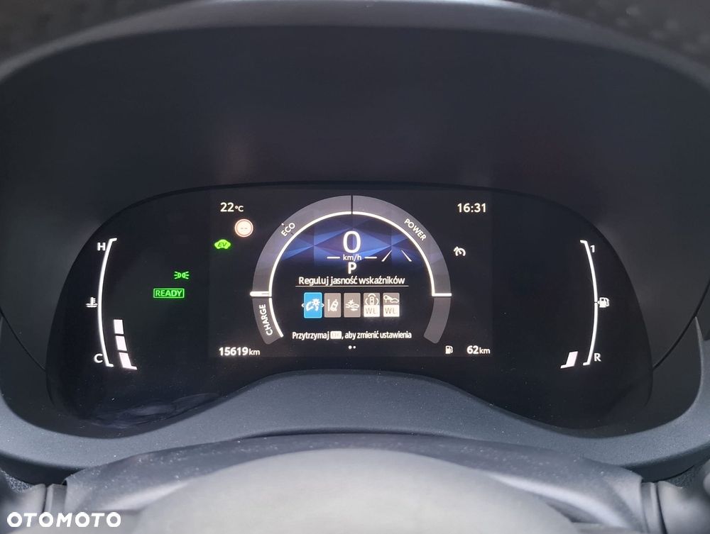Toyota Yaris Hybrid 1.5 Selection Style - 16