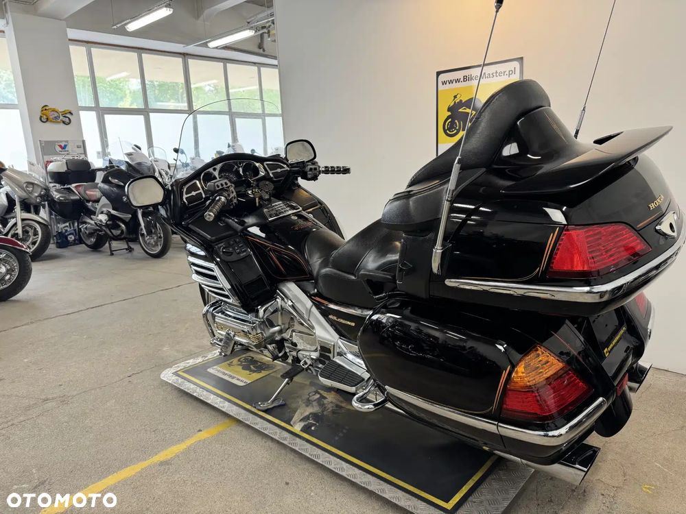 Honda GL - 6