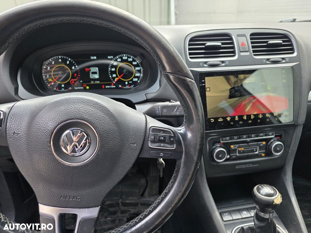 Volkswagen Golf - 3