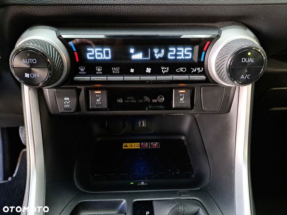 Toyota RAV4 2.5 Hybrid Selection 4x4 - 25