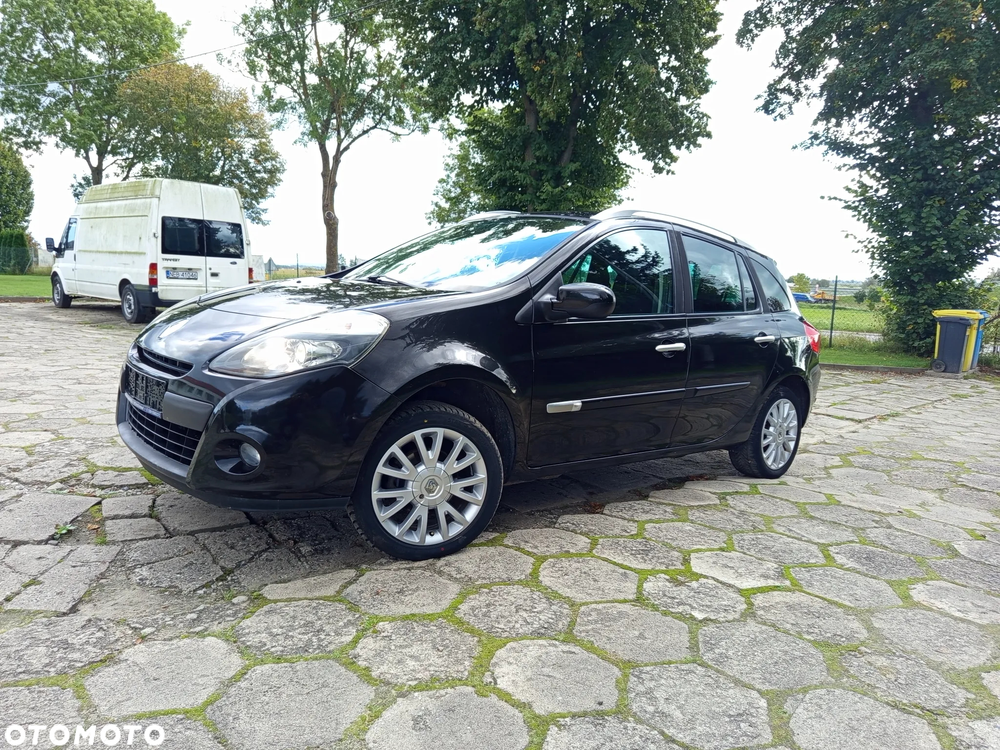 Renault Clio - 2