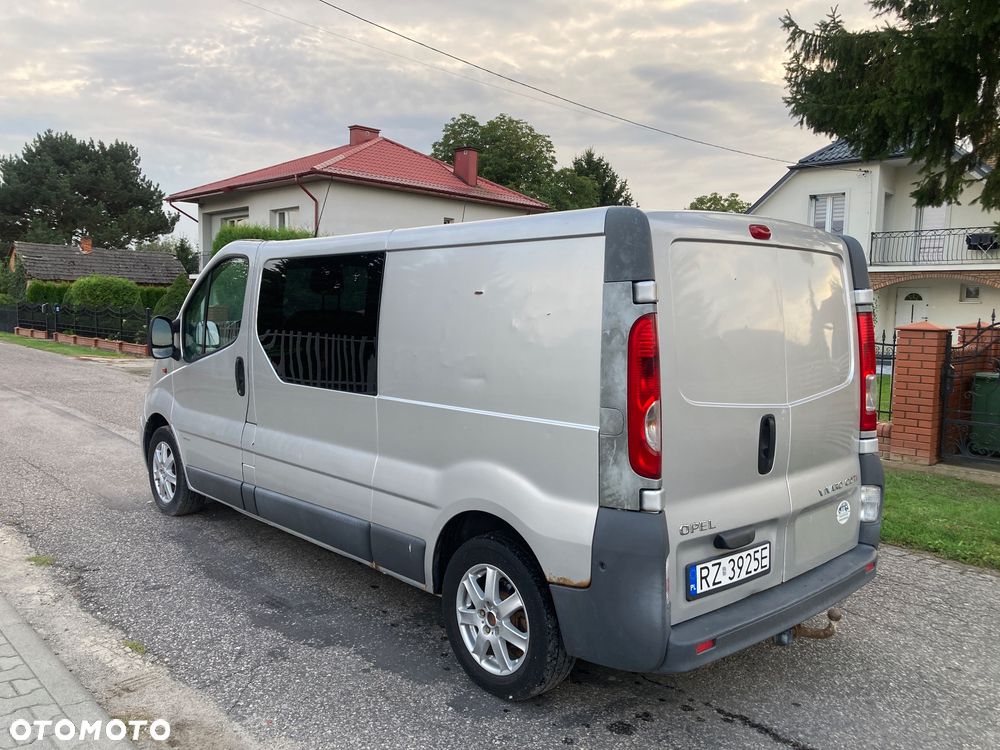 Opel Vivaro - 6