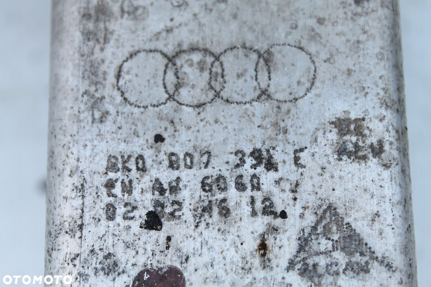 AUDI A4 B8 LIFT KOMBI BELKA WZMOCNIENIE POD ZDERZAK TYŁ - 4