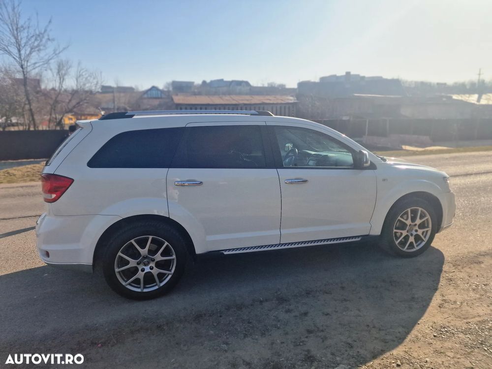 Fiat Freemont 2.0 Mjet AT AWD Lounge - 5