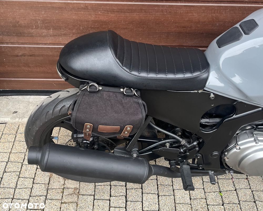Suzuki GS - 6
