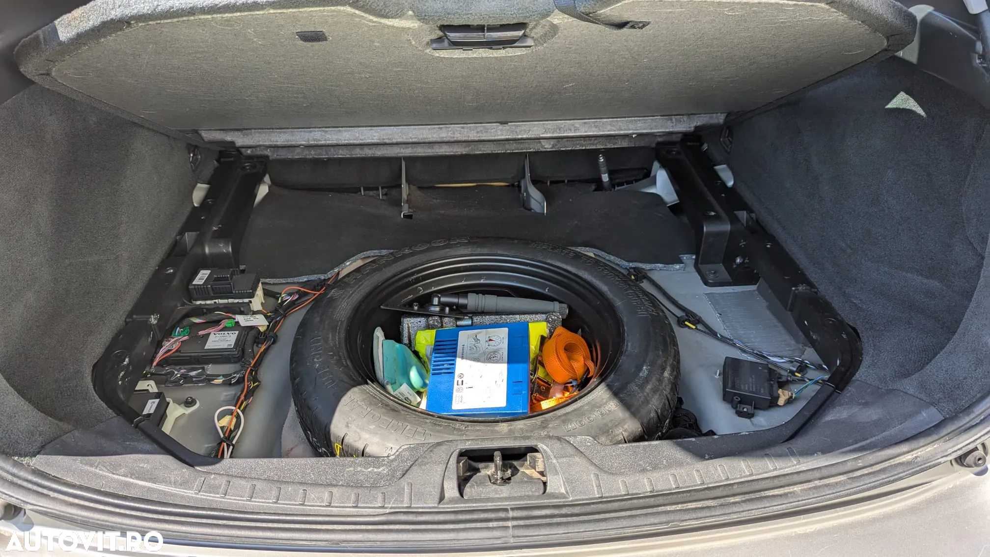 Volvo V60 D4 Summum - 8