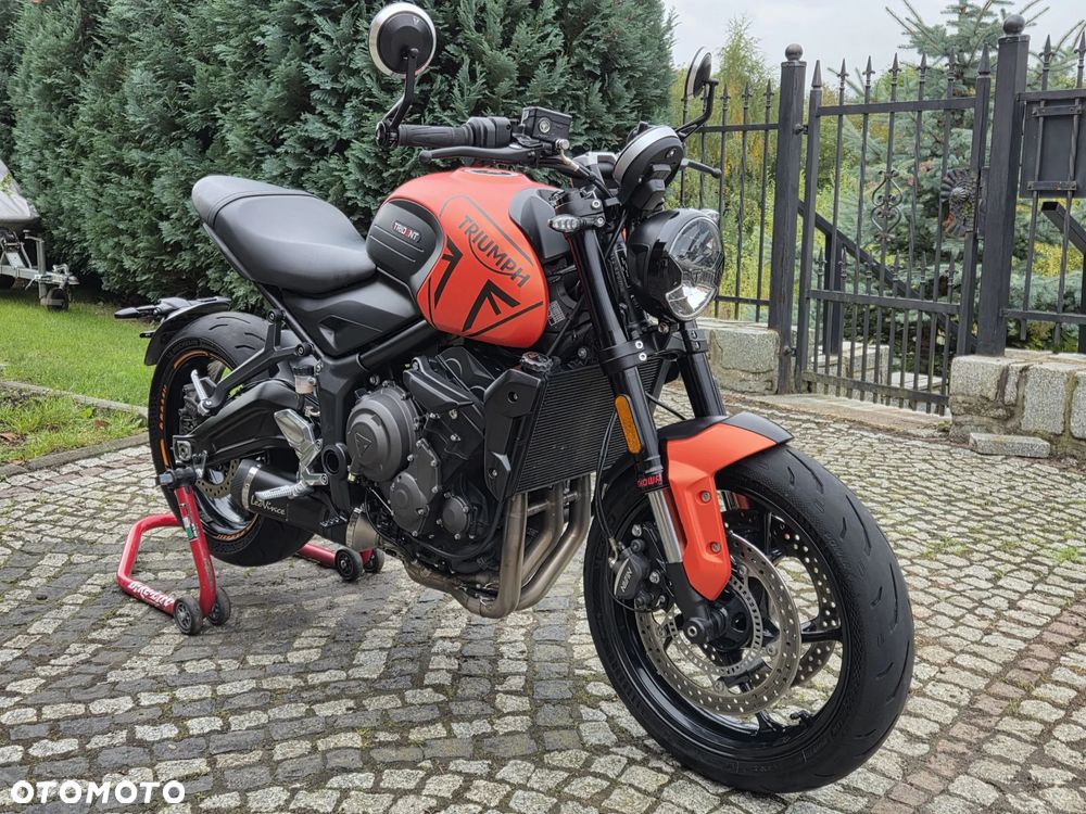 Triumph Trident - 2
