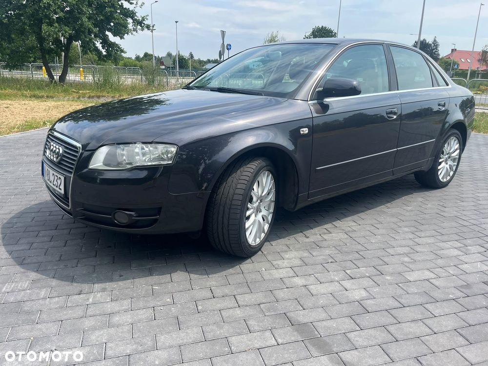 Audi A4 Limousine - 5