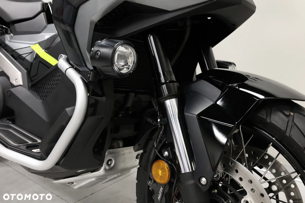 Honda X-ADV - 21