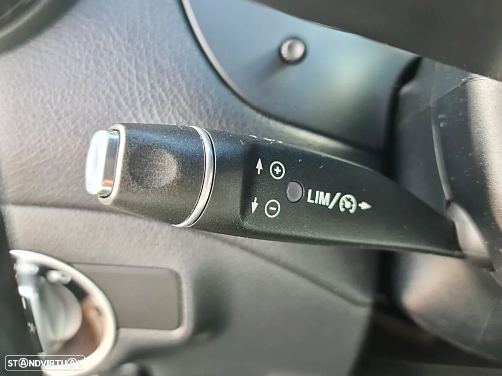 Mercedes-Benz A 180 CDI BE Edition AMG Line - 13