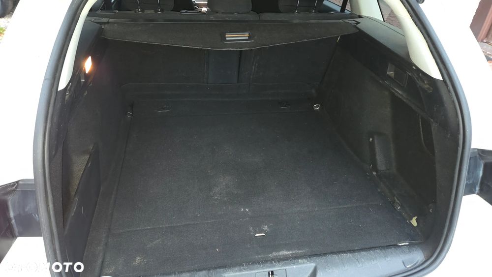 Peugeot 308 BlueHDi 130 Stop & Start Allure Business-Paket - 12