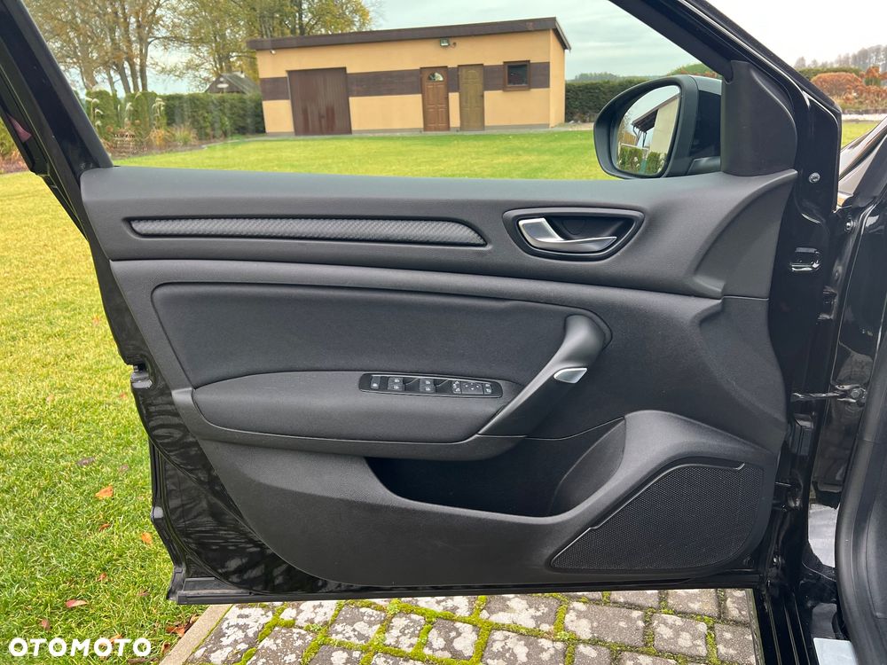 Renault Megane 1.3 TCe FAP Limited - 28