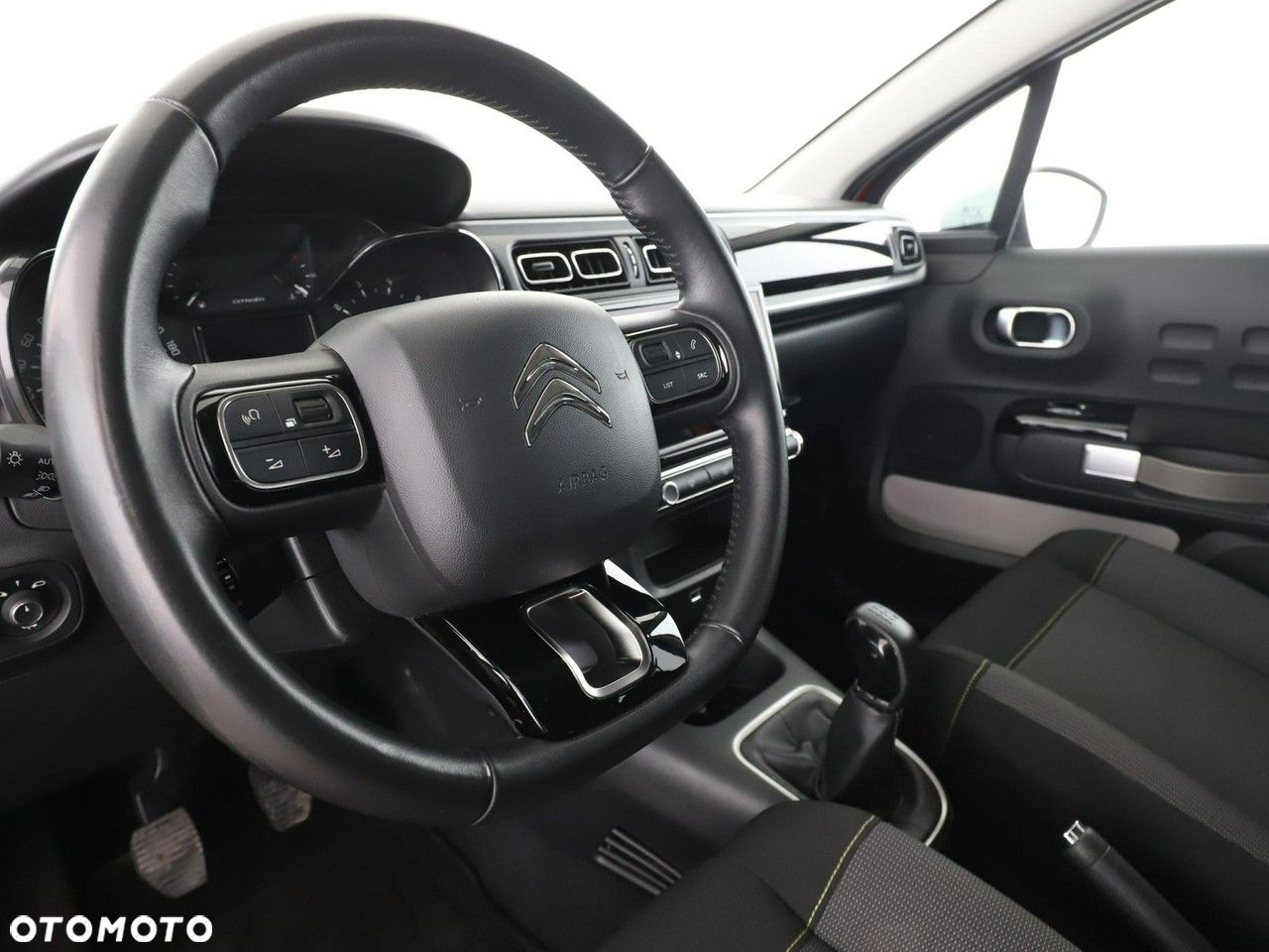 Citroën C3 1.2 PureTech Shine - 14