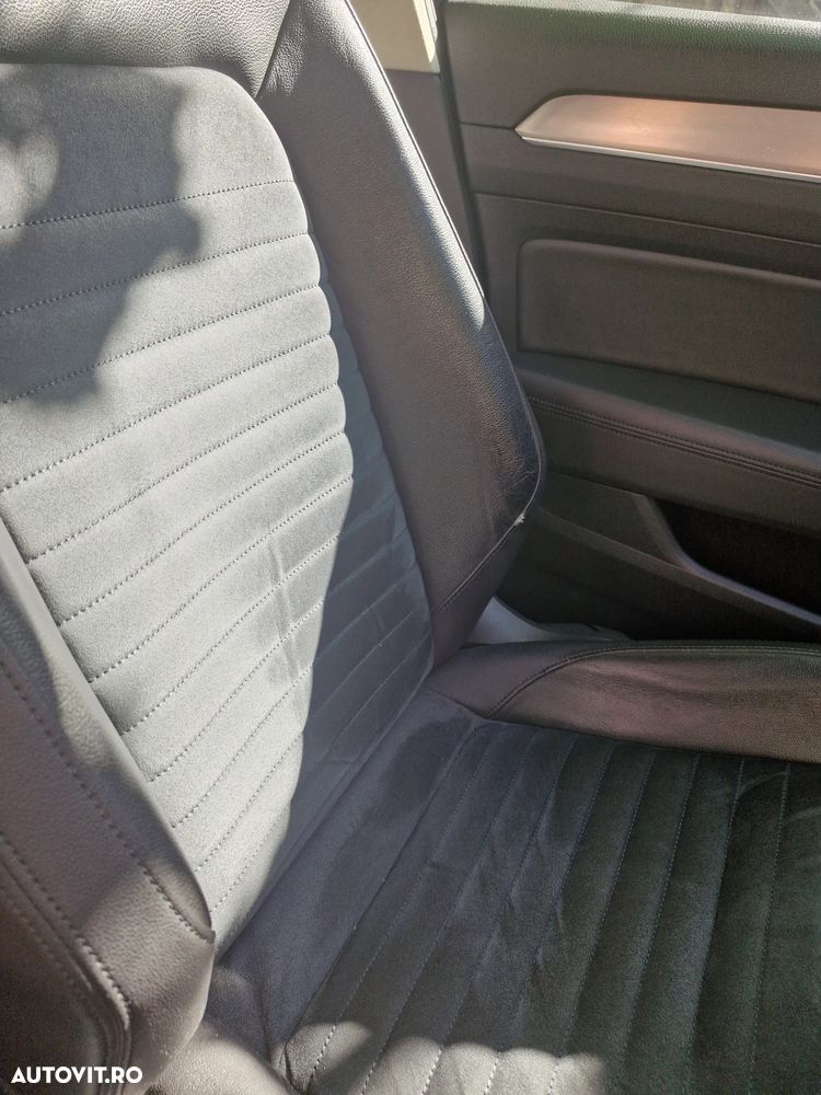 Volkswagen Passat 2.0 TDI DSG (BlueMotion Technology) Highline - 19
