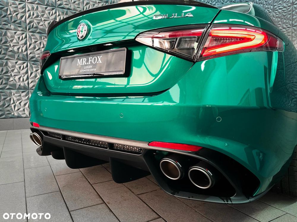 Alfa Romeo Giulia - 17