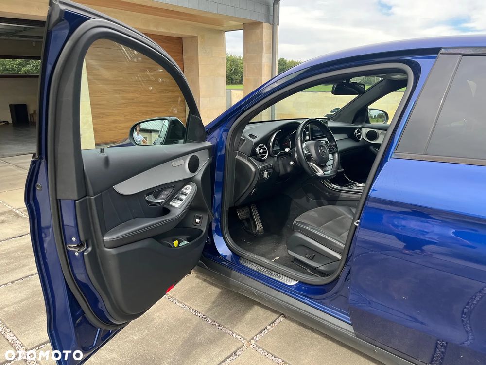 Mercedes-Benz GLC Coupe 250 4-Matic - 2