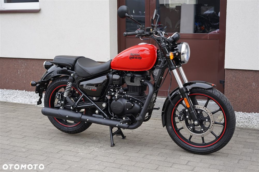 Royal Enfield Meteor - 2