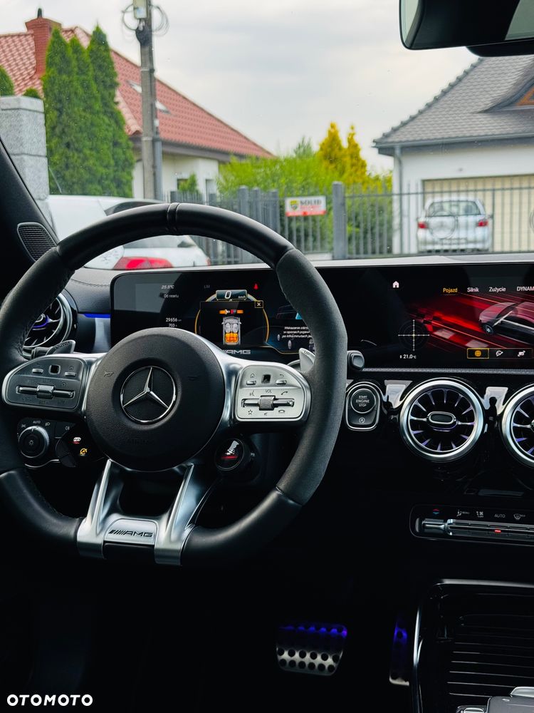 Mercedes-Benz CLA - 14