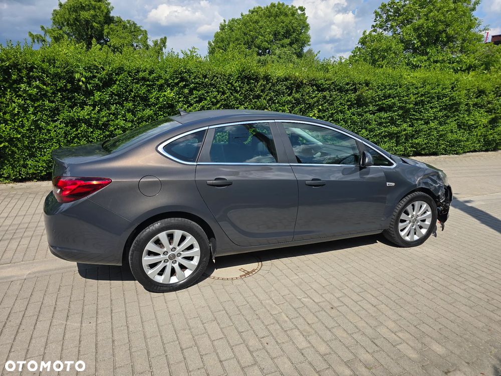Opel Astra 1.6 CDTI DPF ecoFLEX Start/Stop Exklusiv - 14