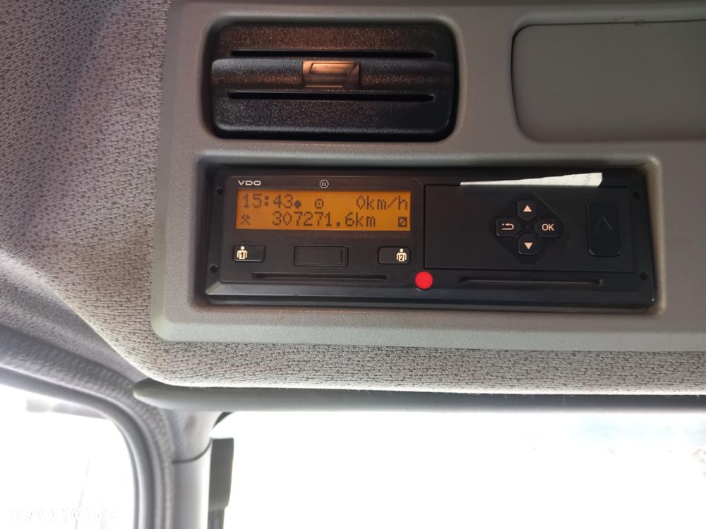 Mercedes-Benz Atego 818 - 22