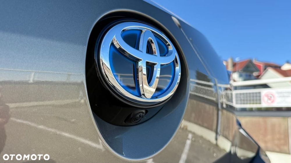 Toyota Corolla 2.0 Hybrid Executive - 22