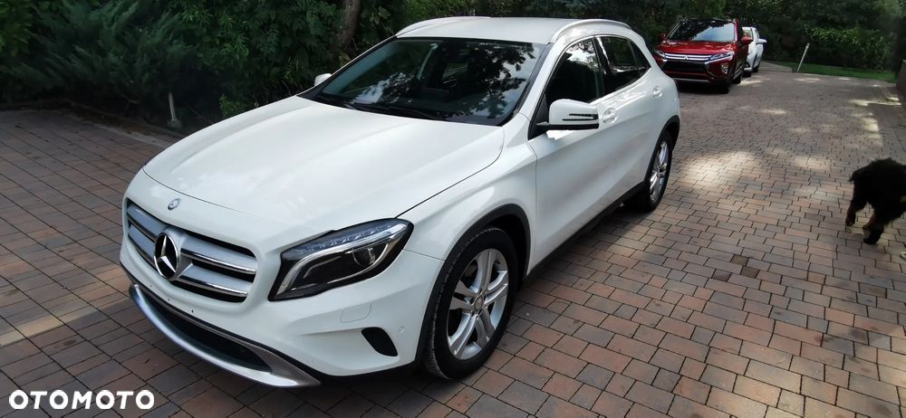 Mercedes-Benz GLA 250 4Matic 7G-DCT AMG Line - 5