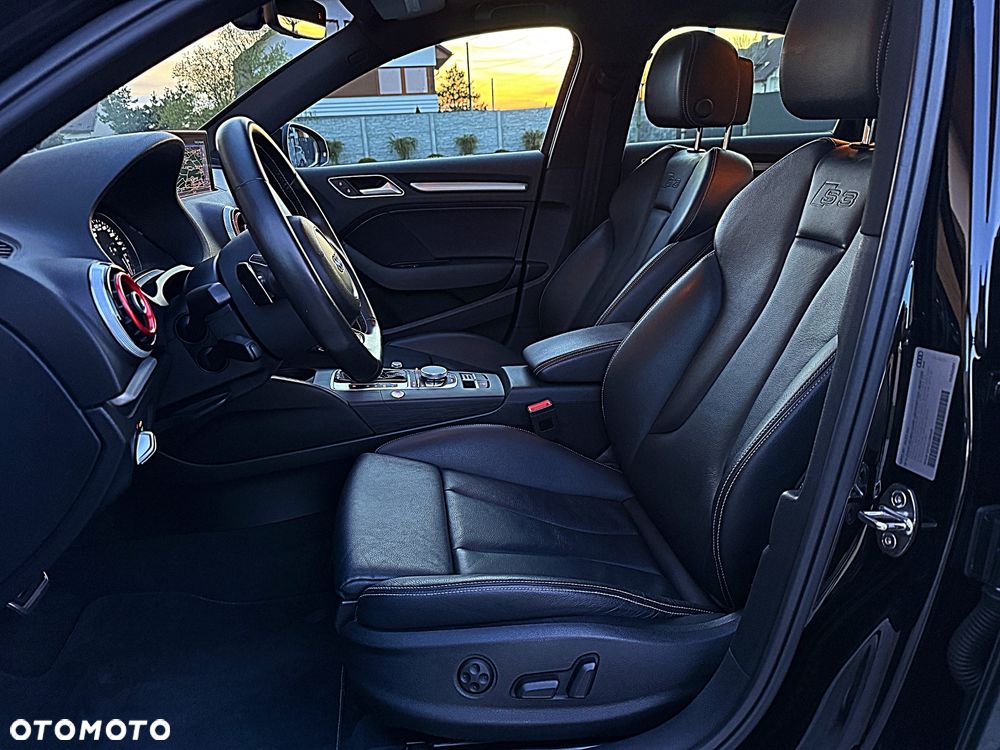 Audi S3 S tronic - 12