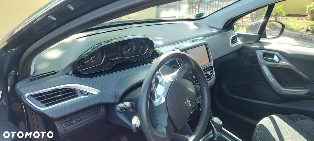 Peugeot 2008 PureTech 110 Stop&Start EAT6 Active - 6