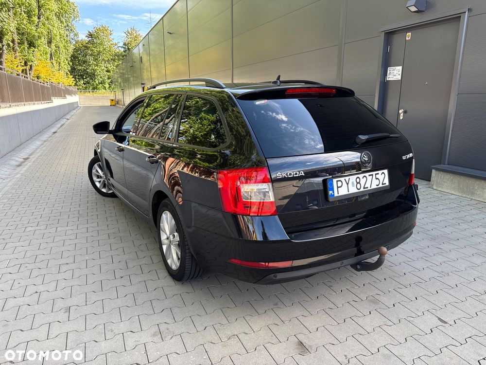 Skoda Octavia 2.0 TDI Ambition DSG - 8