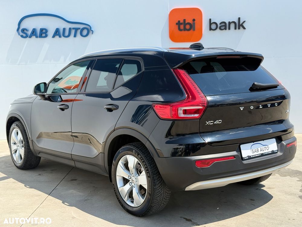 Volvo XC 40 D4 AWD Geartronic Momentum - 23