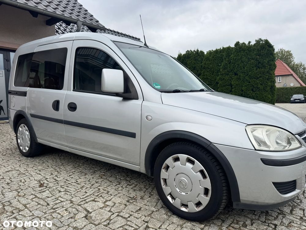 Opel Combo Tour 1.4 - 11
