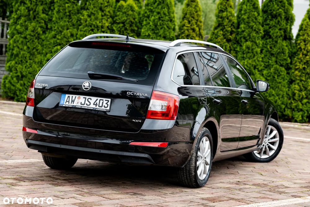 Skoda Octavia 2.0 TDI 4x4 Style DSG - 8