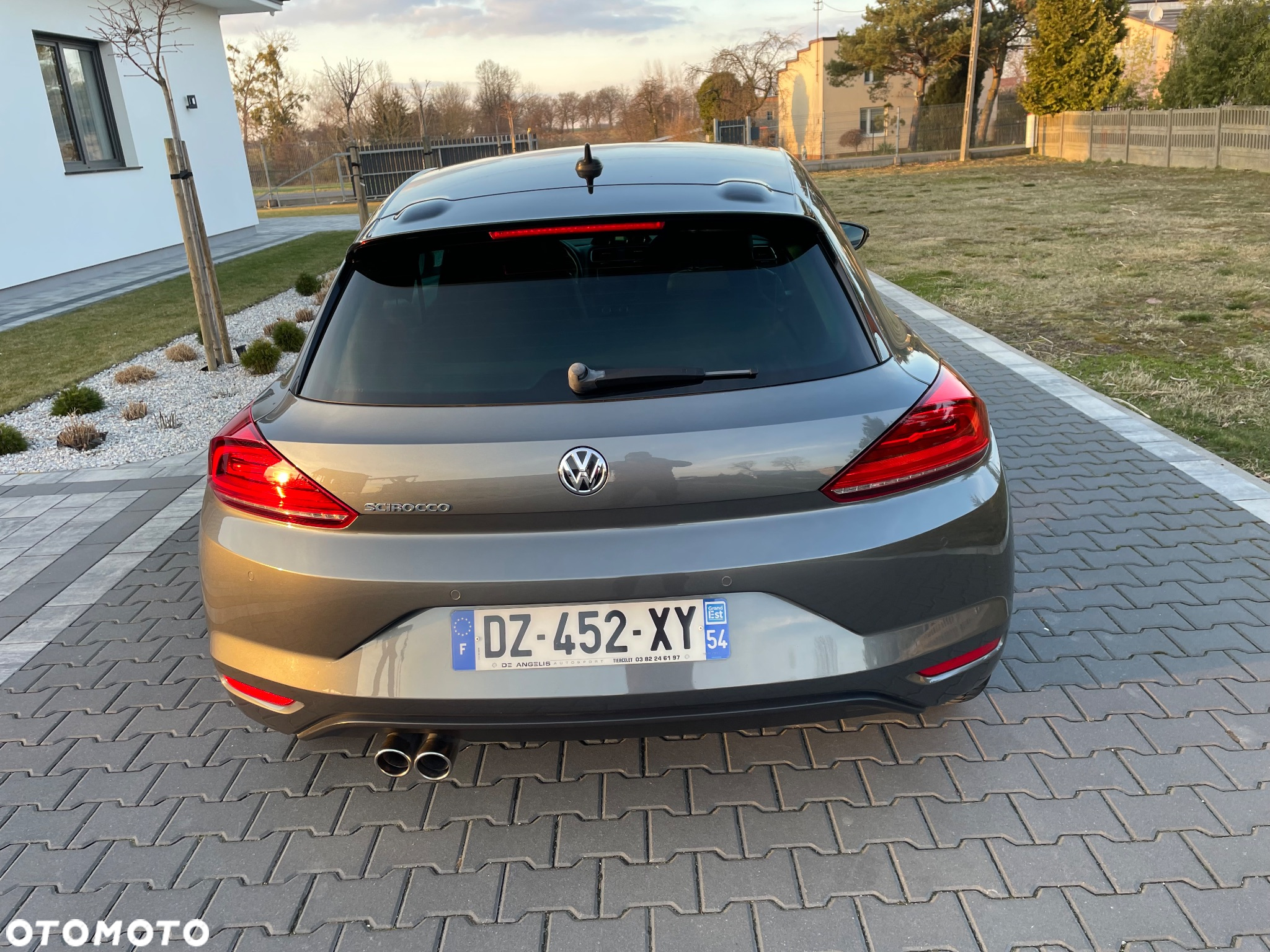 Volkswagen Scirocco 2.0 TDI Blue Motion Technologie Club - 4