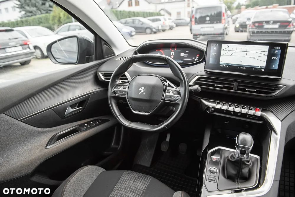 Peugeot 3008 - 24