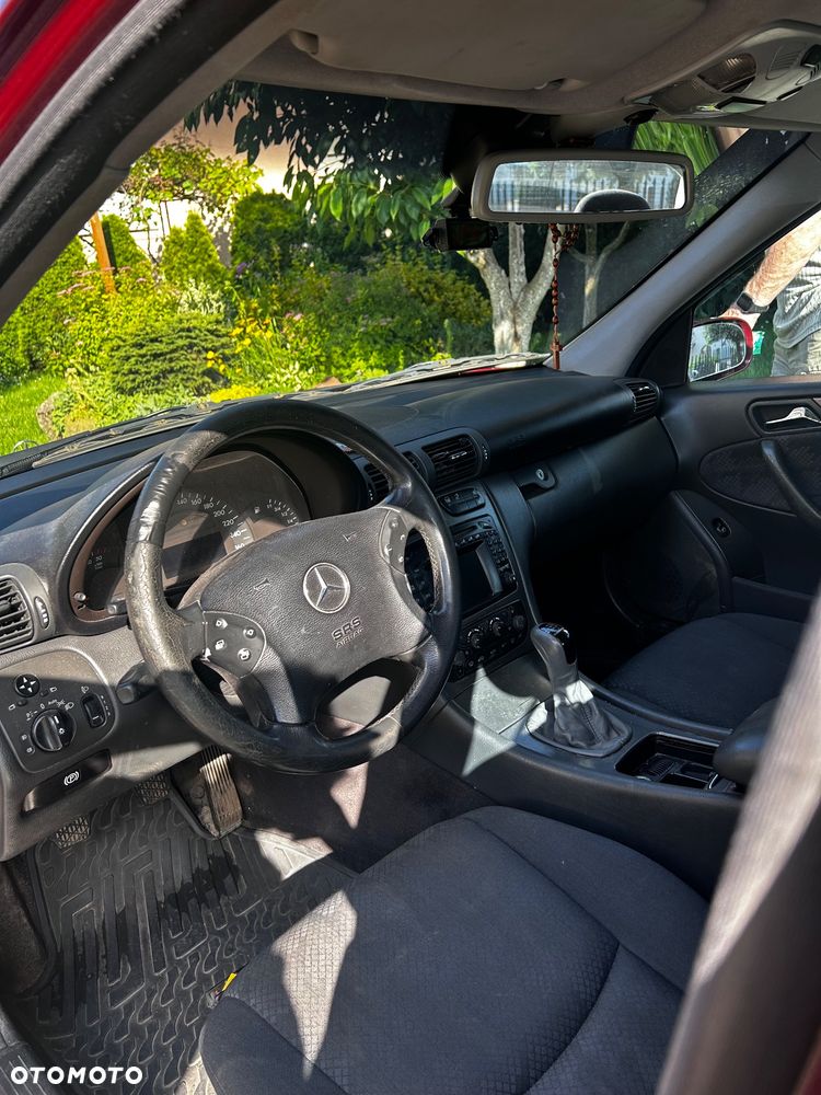 Mercedes-Benz Klasa C 200 CDI Elegance - 9
