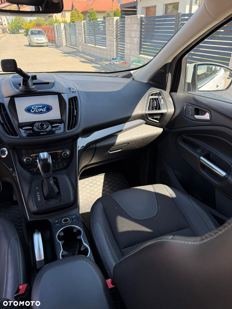 Ford Kuga 2.0 TDCi AWD ST-Line - 6