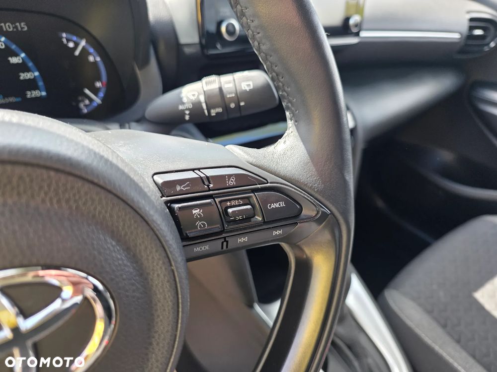 Toyota Yaris Cross Hybrid 1.5 Premiere Edition - 10