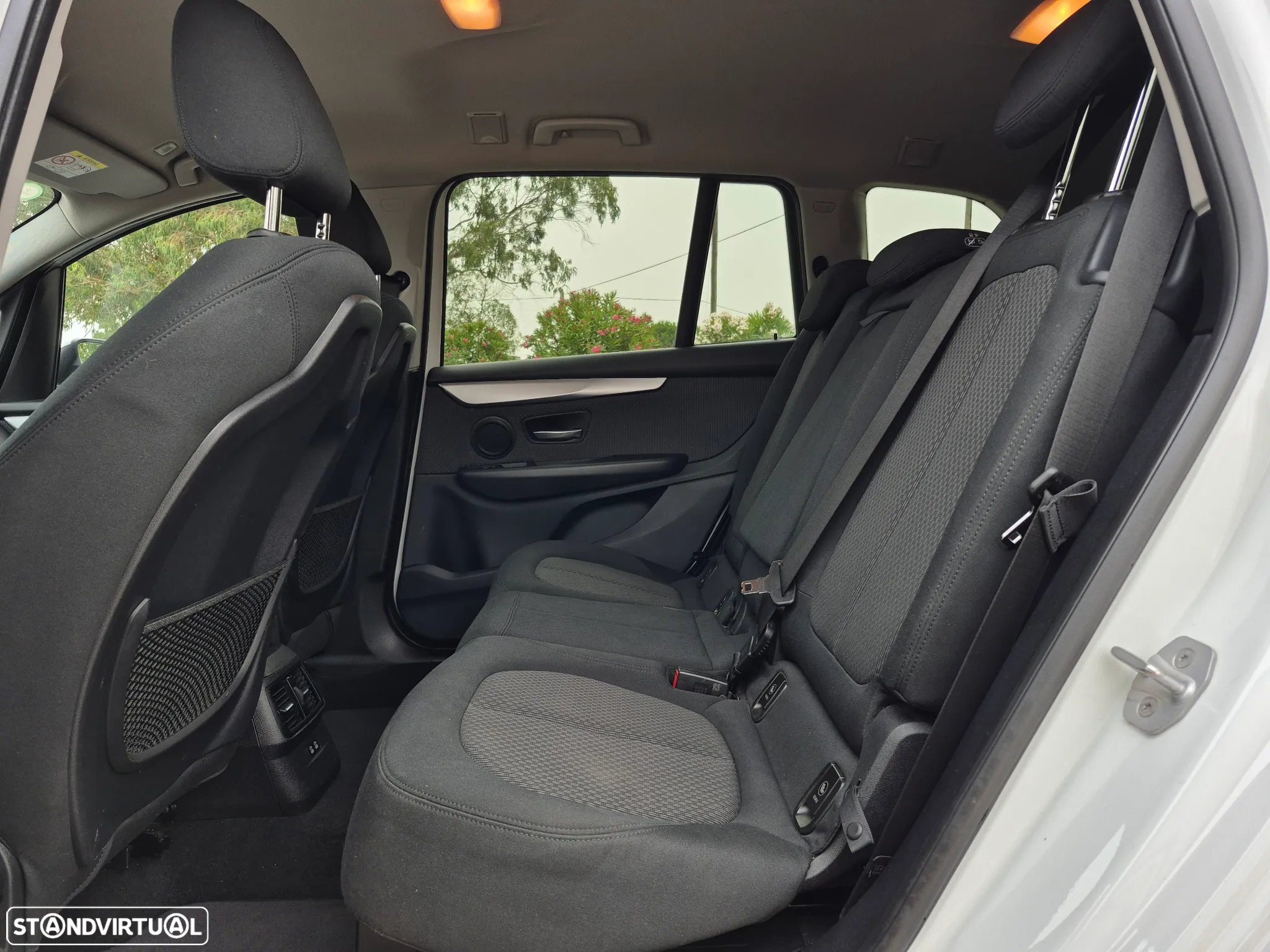 BMW 216 Gran Tourer i 7L Advantage - 22