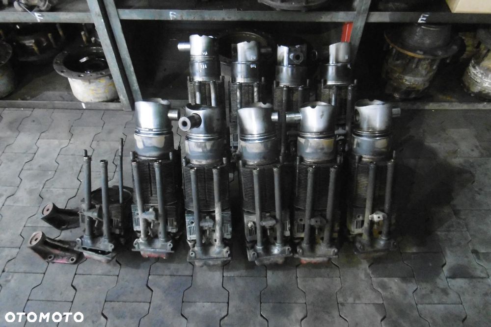 Cylinder tłok głowica Deutz BF8L513 Iveco Magirus - 1