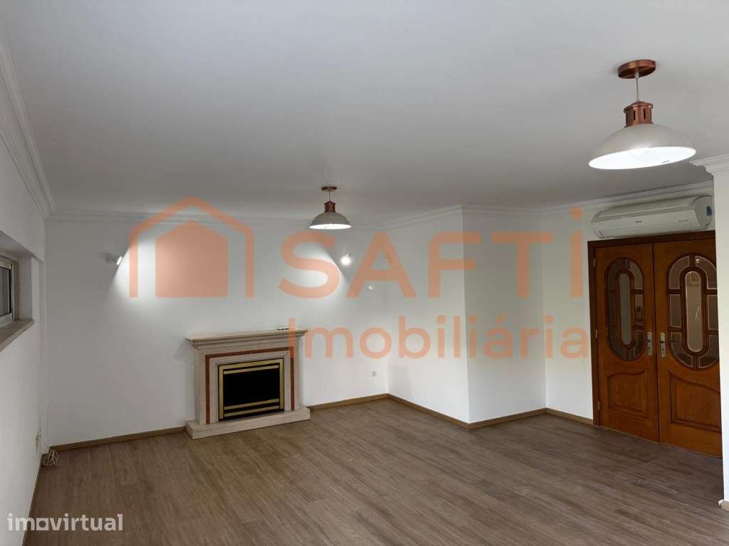Apartamento T3 para Arrendamento em Ramada - Grande imagem: 3/26