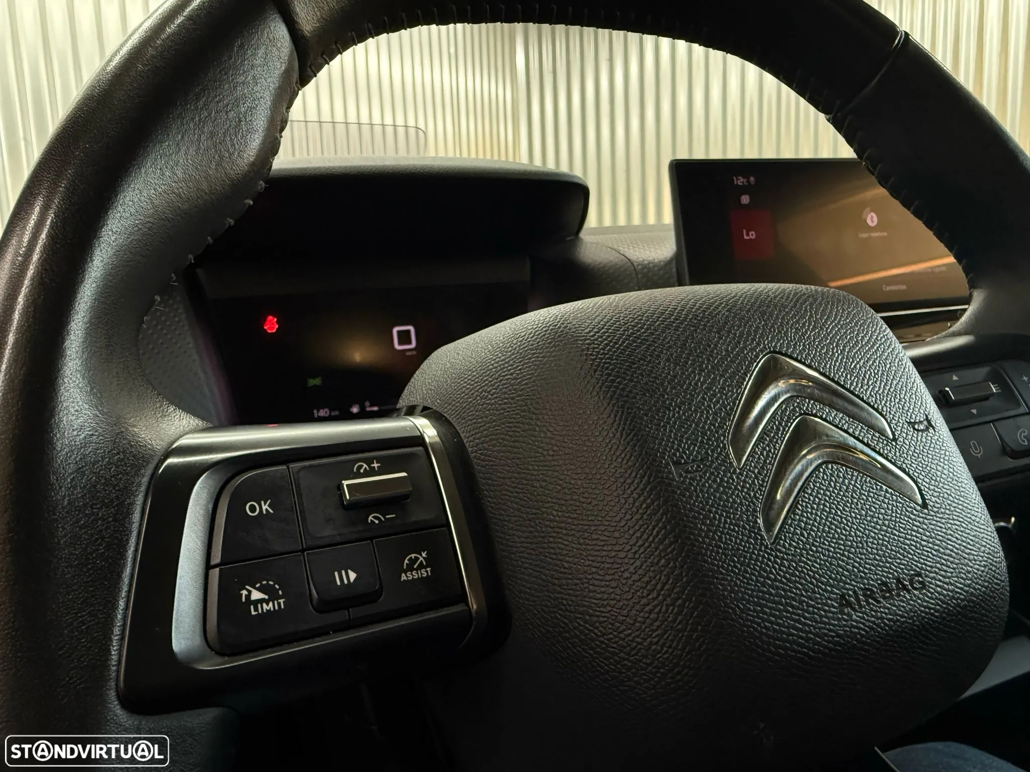 Citroën C4 1.2 PureTech Shine - 27
