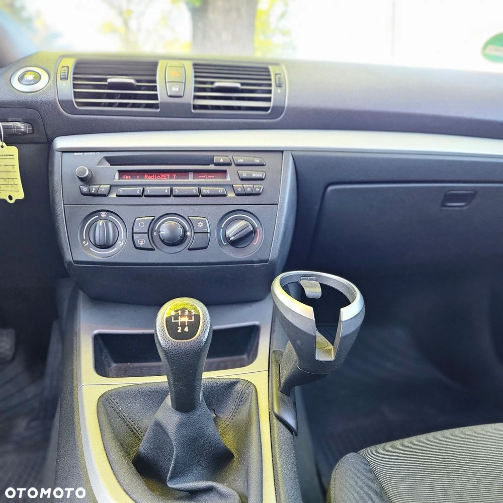 BMW Seria 1 116i - 21