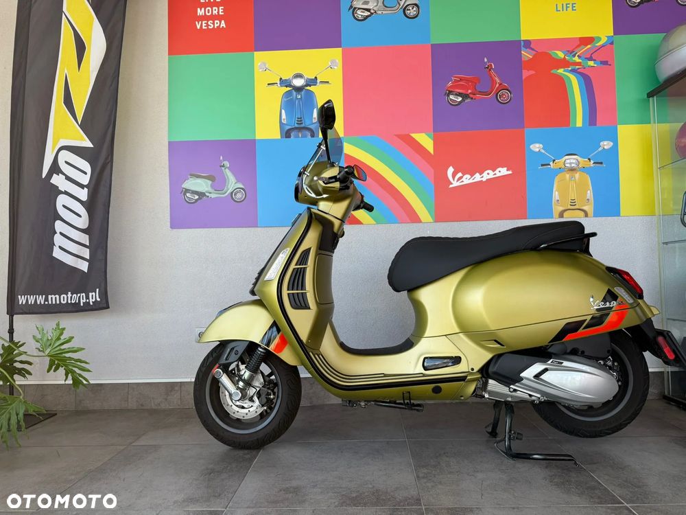 Vespa GTS - 2