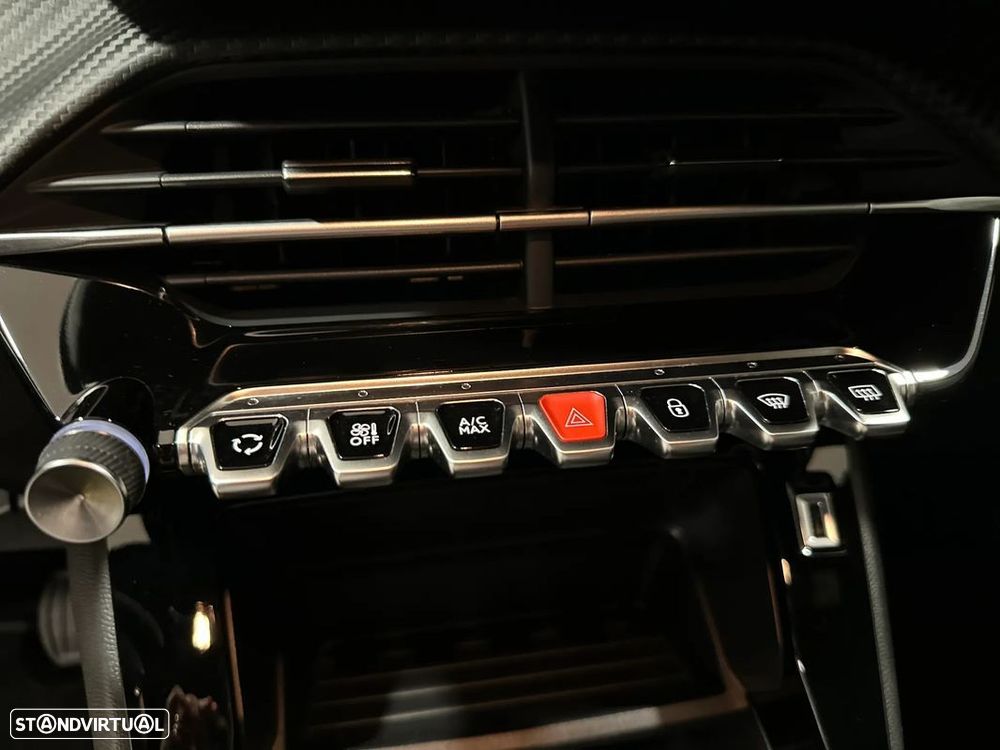 Peugeot 2008 1.2 PureTech Active Pack - 13