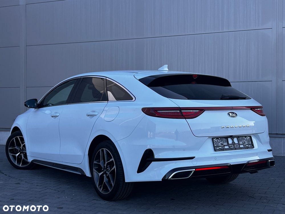 Kia ProCeed 1.5 T-GDI DCT7 OPF (48V Mild Hybrid) GT Line - 3