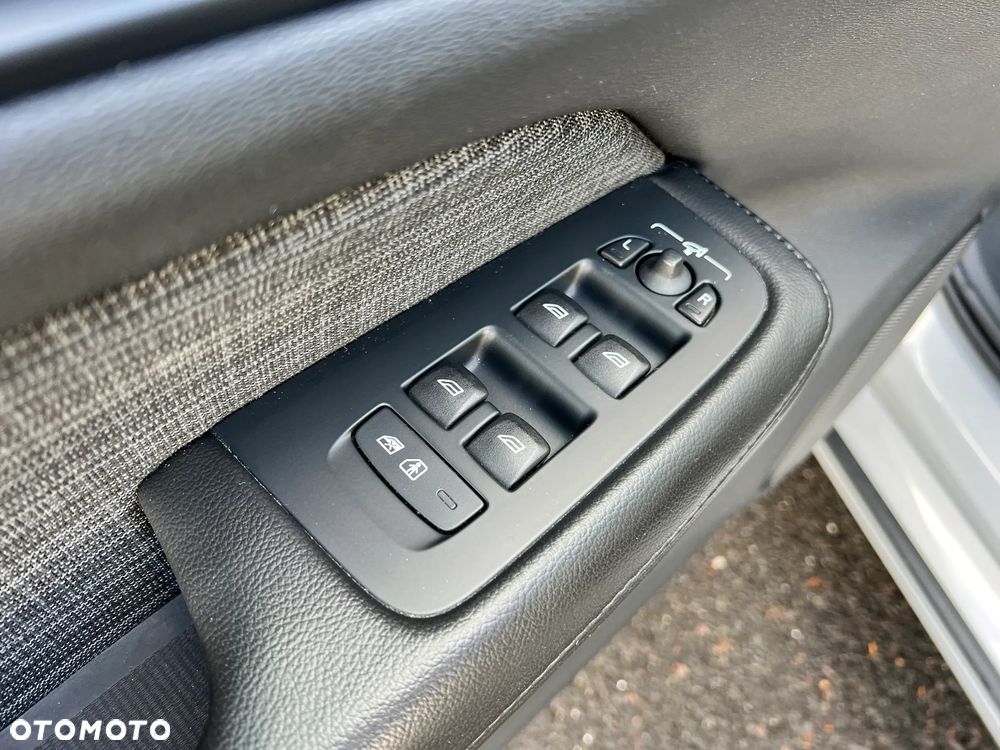 Volvo V60 B4 D Core - 10