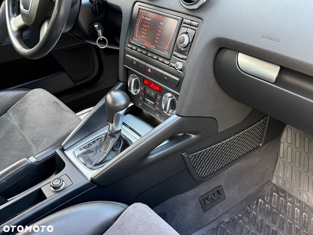 Audi A3 Sportback 1.4 TFSI S tronic Ambiente - 22